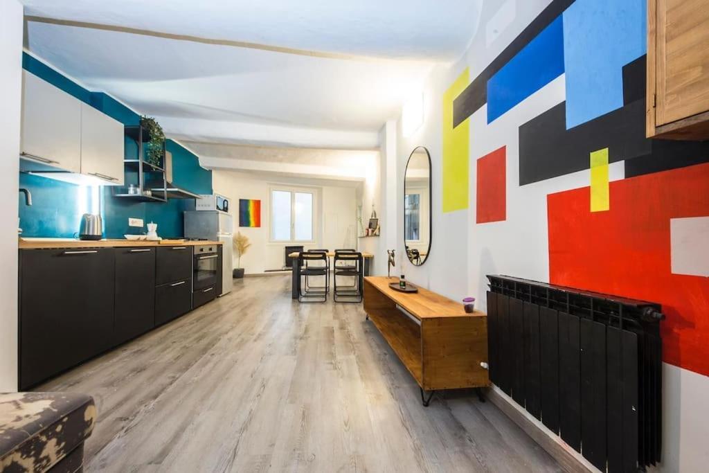 Midway Home, Nel Centro Storico Di Genova 외부 사진